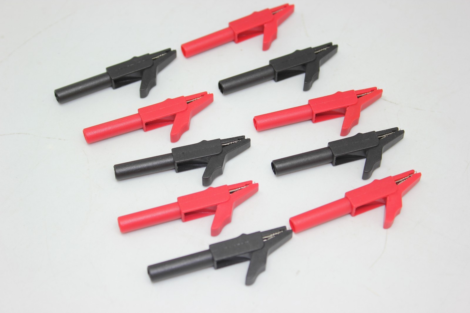 10PC Plastic Alligator Clip for 4mmbanana plug  Power supply Test Probes leads r