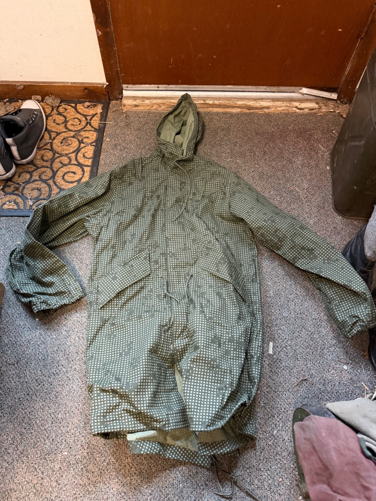 ORIGINAL POST VIETNAM DESERT STORM US ARMY NIGHT CAMO PARKA JACKET-MEDIUM, 1984