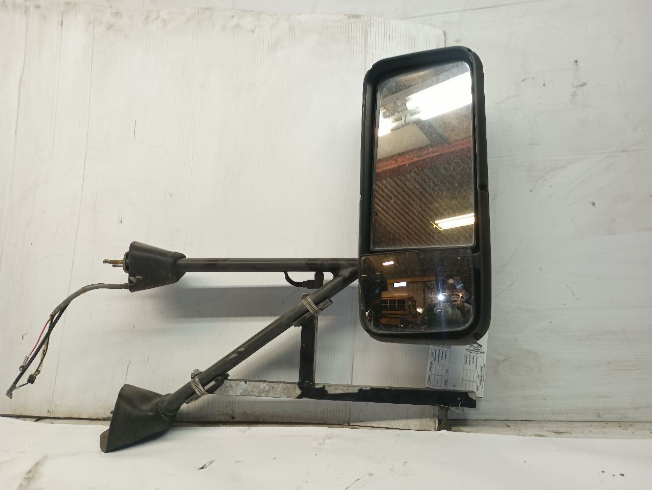 Kenworth T600 T660 T800 Right Passenger Side View Mirror, Power (12644984