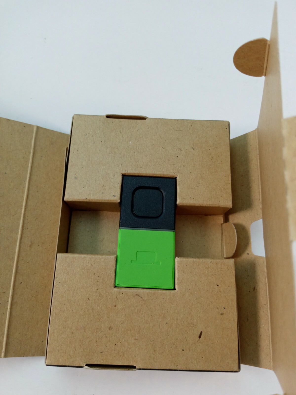 MESH Button Wireless Functional Tag MESH-100BU Brand NEW