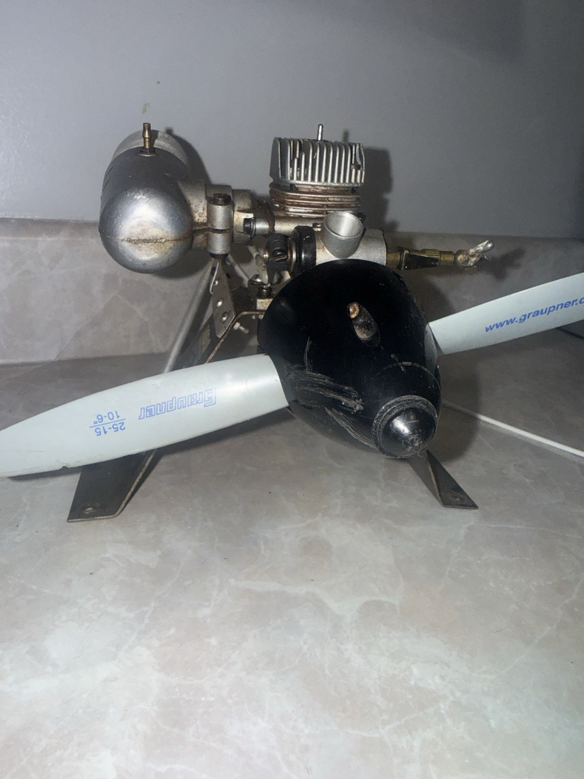 Super Tiger Vintage Nitro RC engine