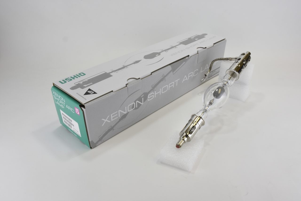 Ushio 2200W 2000 Hour Digital Xenon Lamp for the DP2K-32B