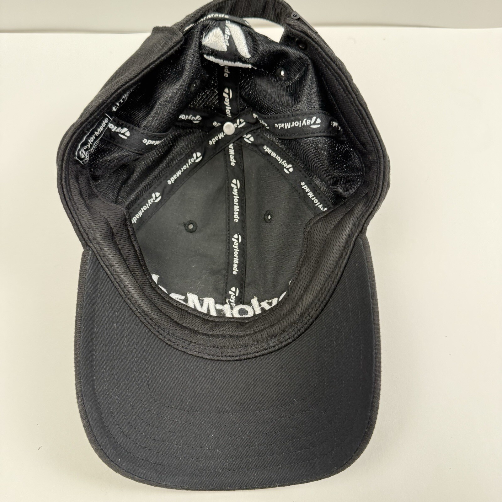TaylorMade Hat Black Golf R9 Burner Tmax Gear Strap Back Adjustable Cap