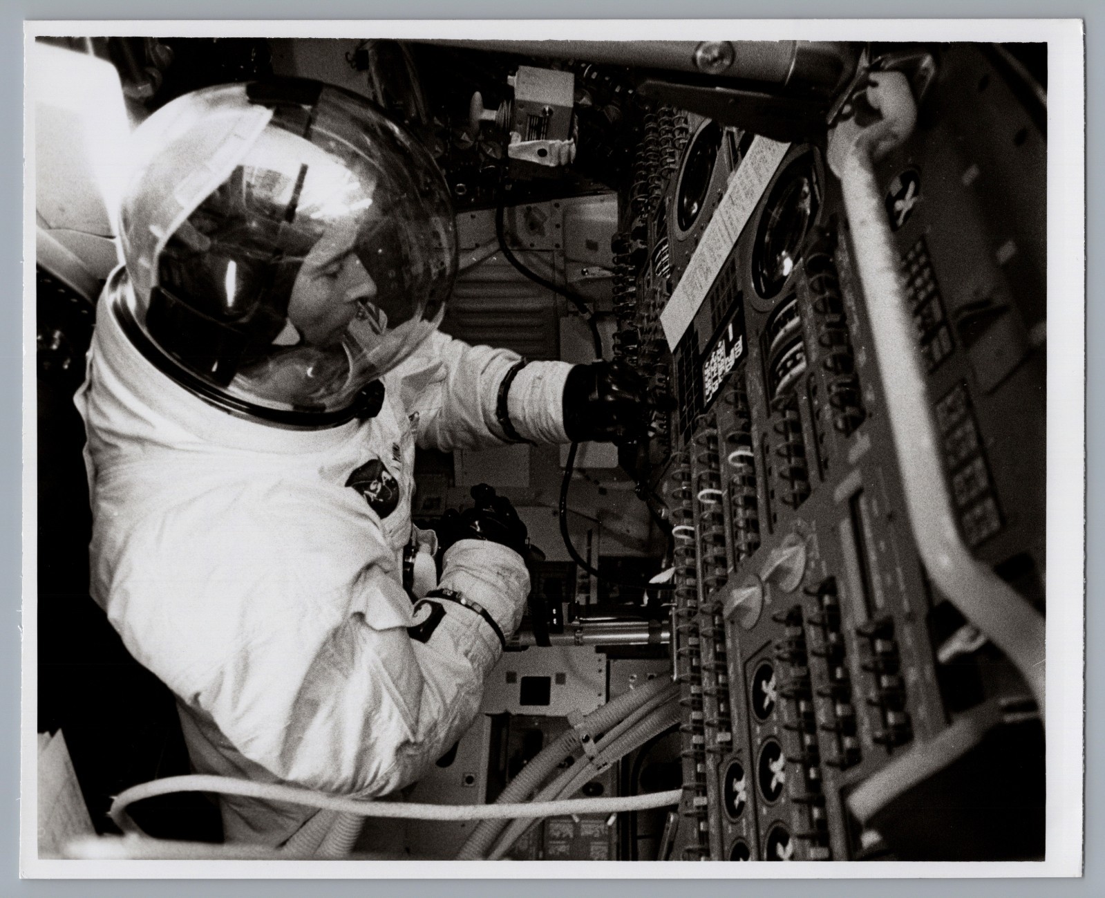 Apollo 10 Command Module Simulator John W. Young NASA Press Photo 1969 69-HC-652