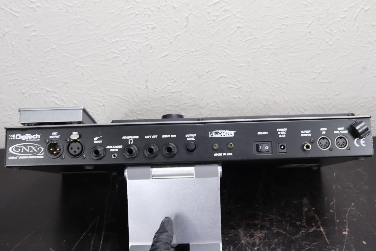 DigiTech GNX2 Multi-Effect Guitar Processor w Power Supply