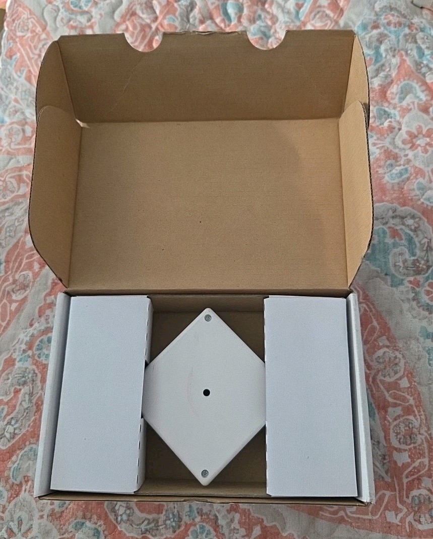 Cooper Controls, Switchpack Cat5 Receptacle, NEW OPEN BOX,  J13