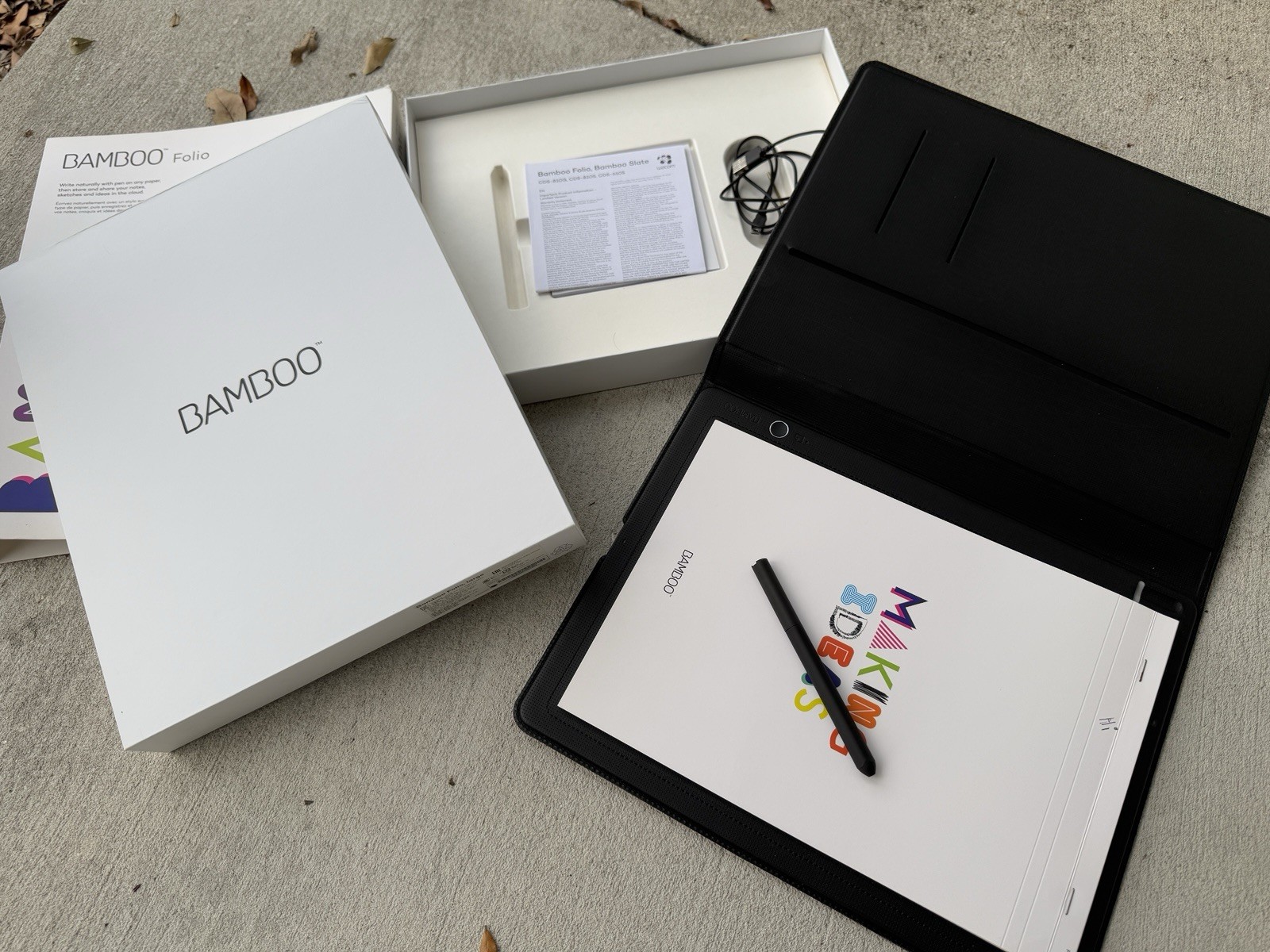 Wacom Bamboo Folio Large Bluetooth Graphics Tablet Drawing Pad