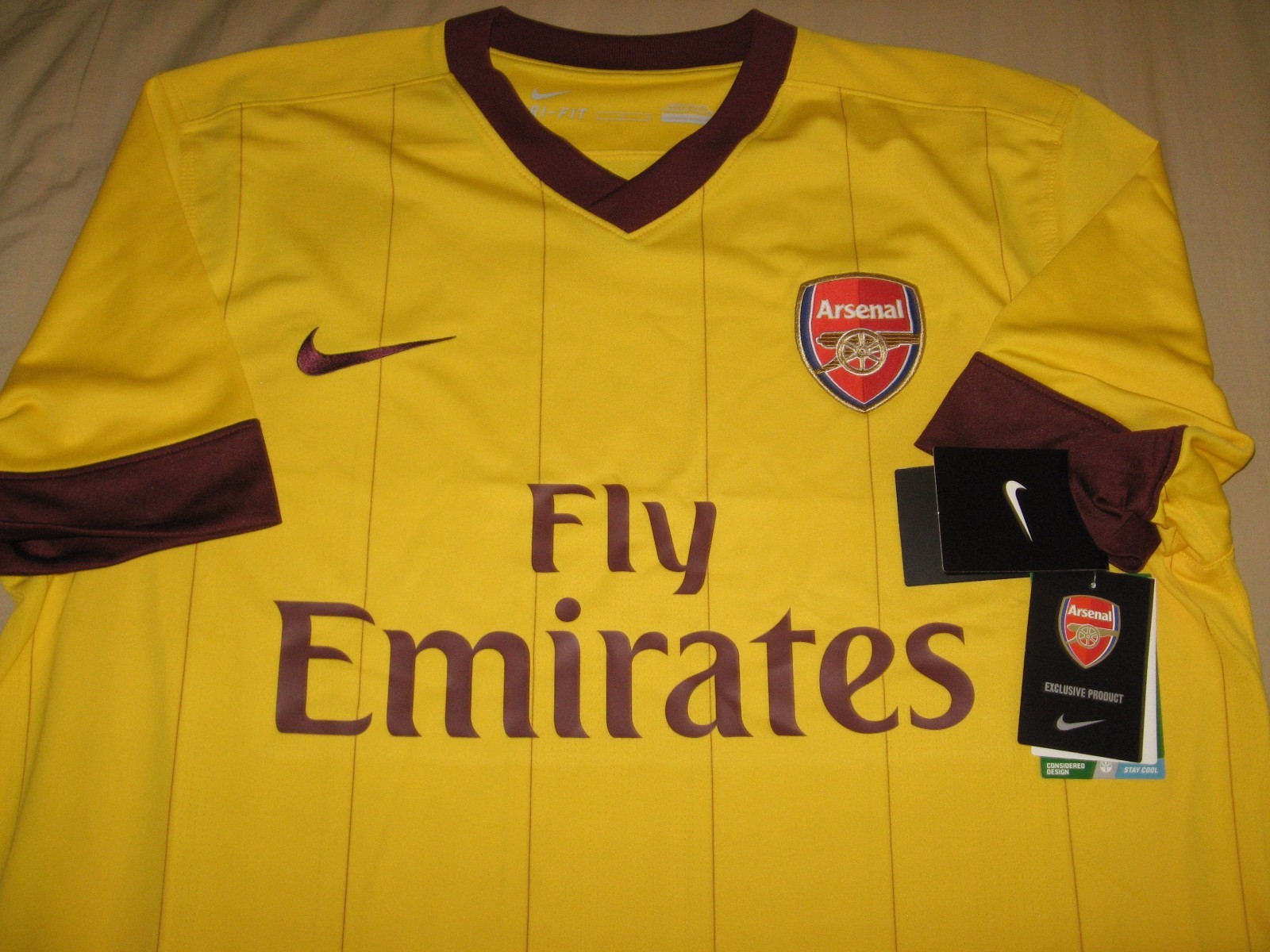 Boys Nike Dri Fit Arsenal Yellow Away Jersey for 2010-11 Season Jersey Size XL