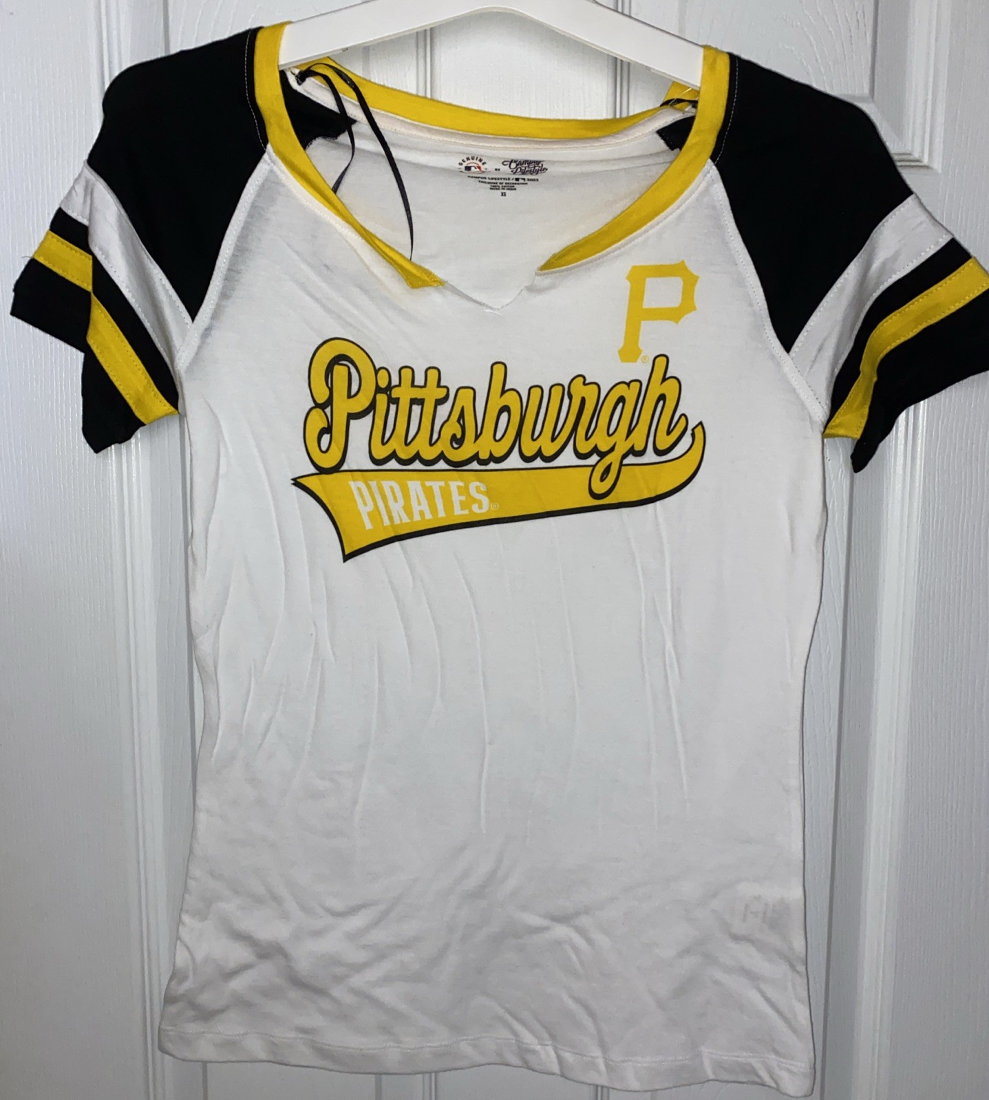 PITTSBURGH PIRATES WOMENS COMPANY LIFESTYLE TOP - All Sizes Baseball