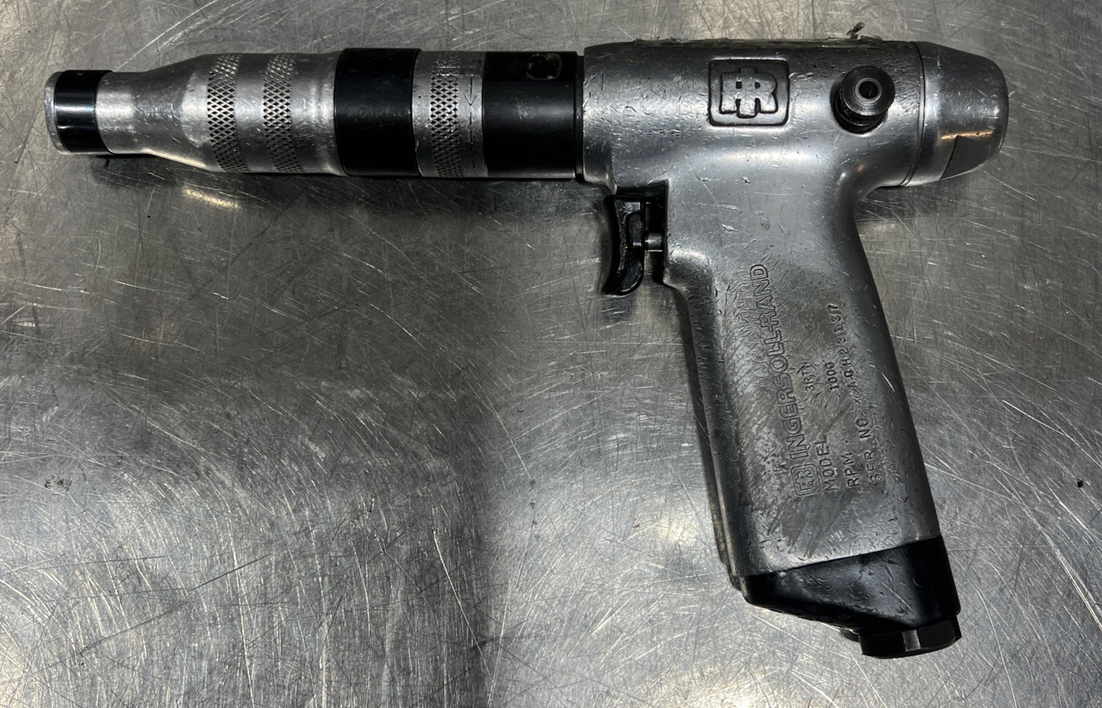 Ingersoll Rand IR 3RTN Pneumatic Screwdriver Air Tool Pistol Wrench 1000 Rpm. 2