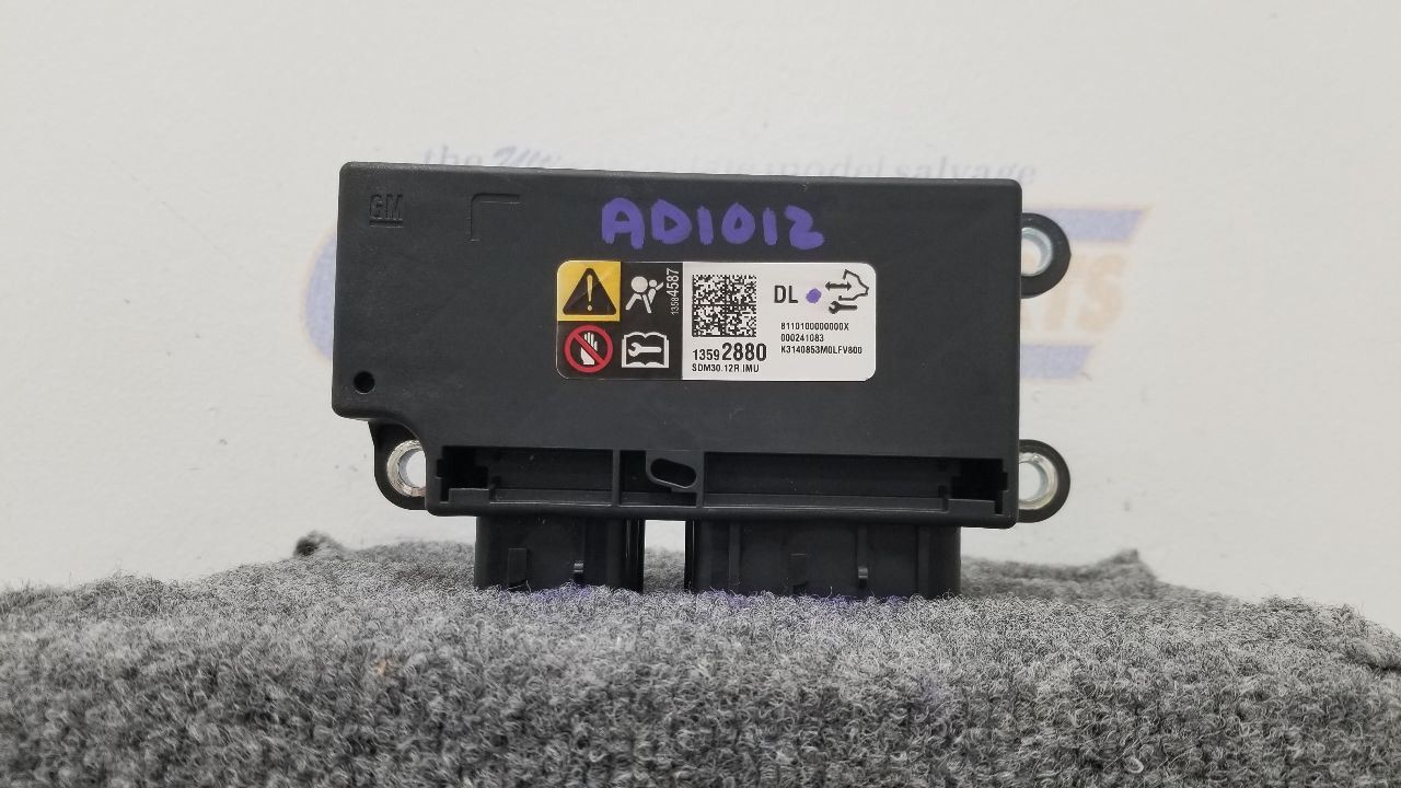 15 CHEVY SILVERADO 2500 SRS BAG MODULE 13592880