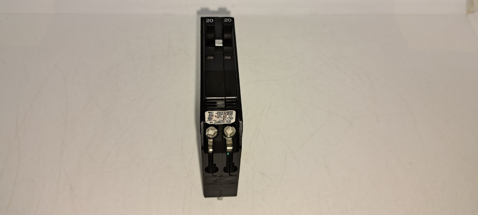 Square D QOT2020 2-20 Amp 120/240V Single Pole Tandem Circuit Breaker Hook NEW