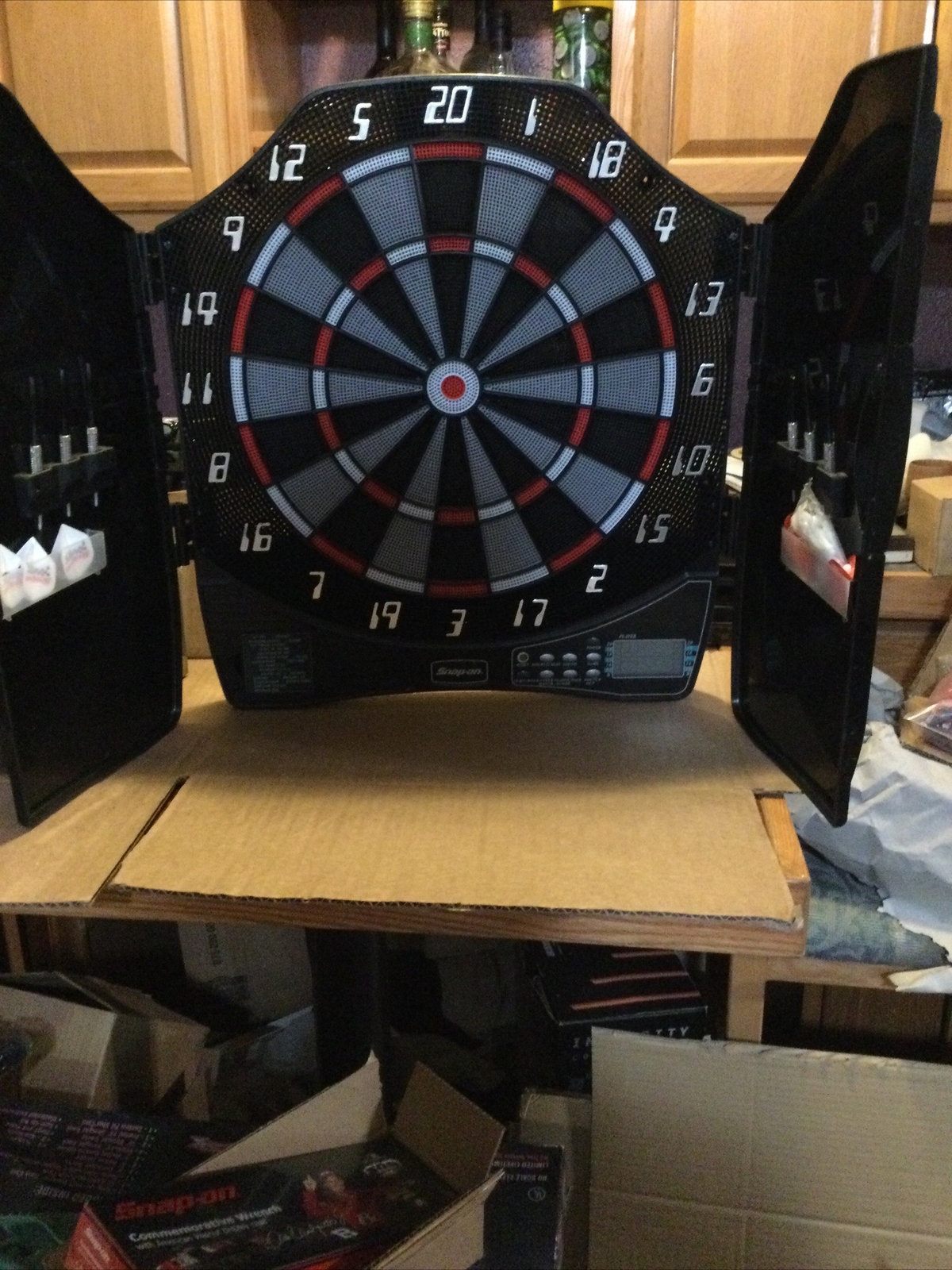 Snap On Tools Tournament Electronic Dartboard W/Molded Cabinet