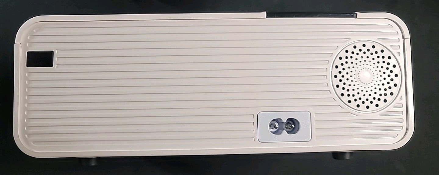 LED Source White Portable LED Projector With Higher Resolution + Brightness