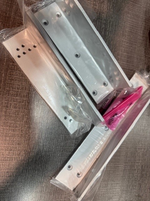L & Z Bracket for 600P Mag Lock GV-B600LZ - Model B1012A