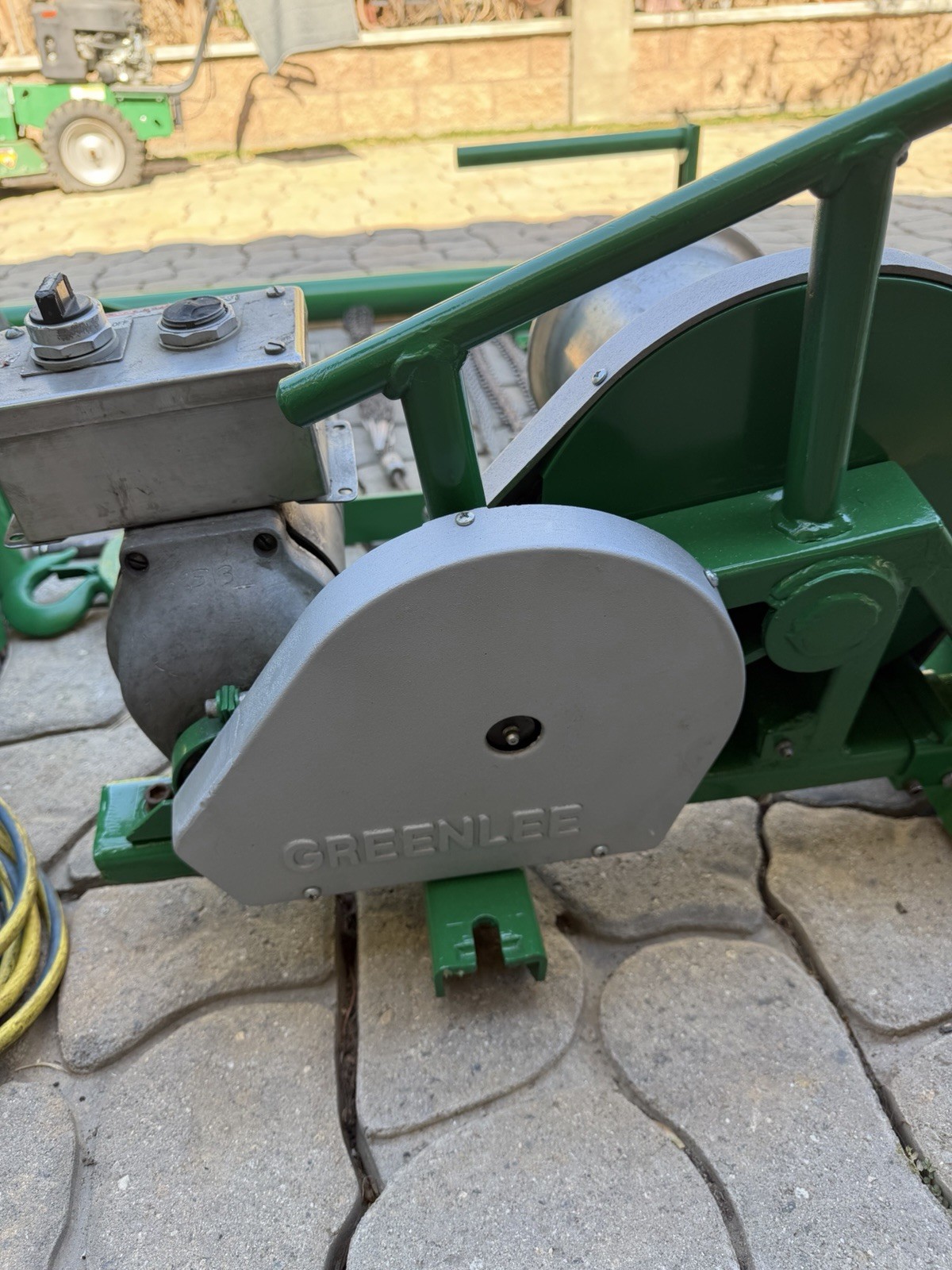 Greenlee 640 Wire Cable Puller 4000lbs