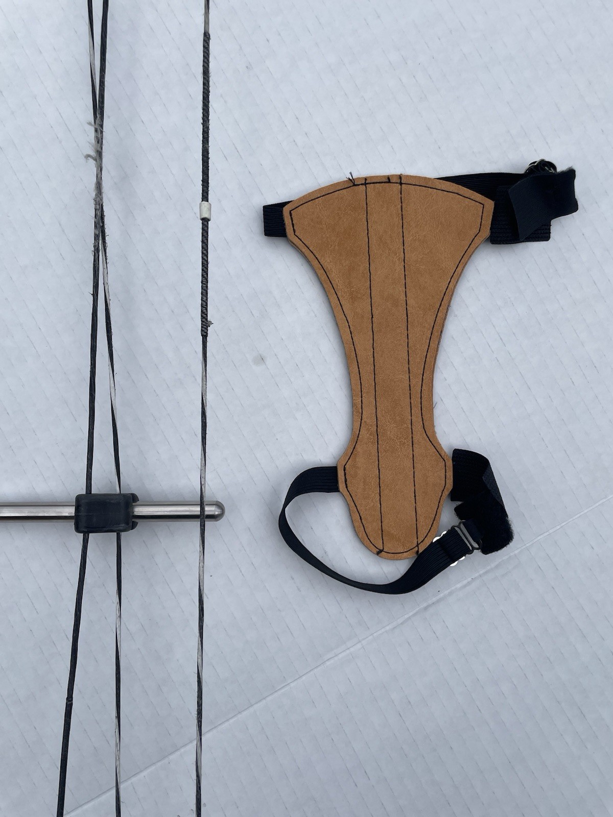 Mathews Genesis Original Bow - Lightweight - NASP - Right Hand - Yellow