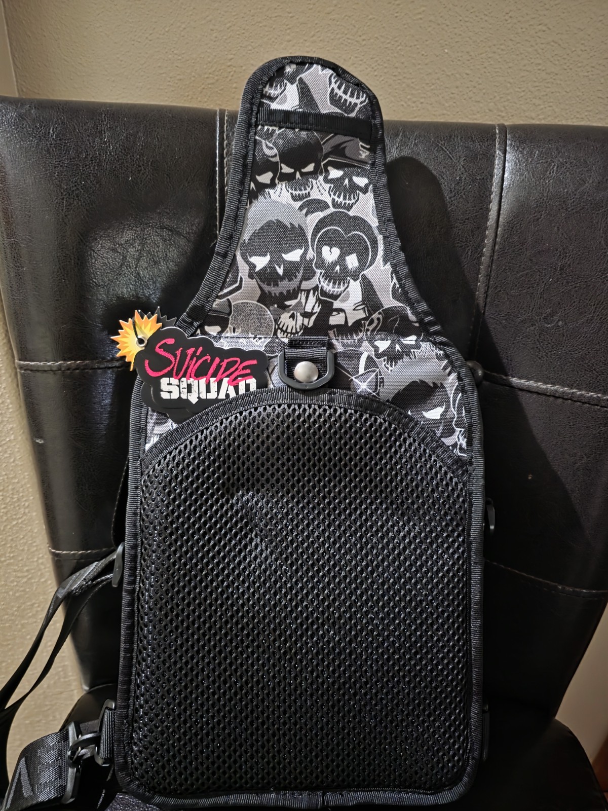 Wolfpak 9L SUICIDE SQUAD SLING