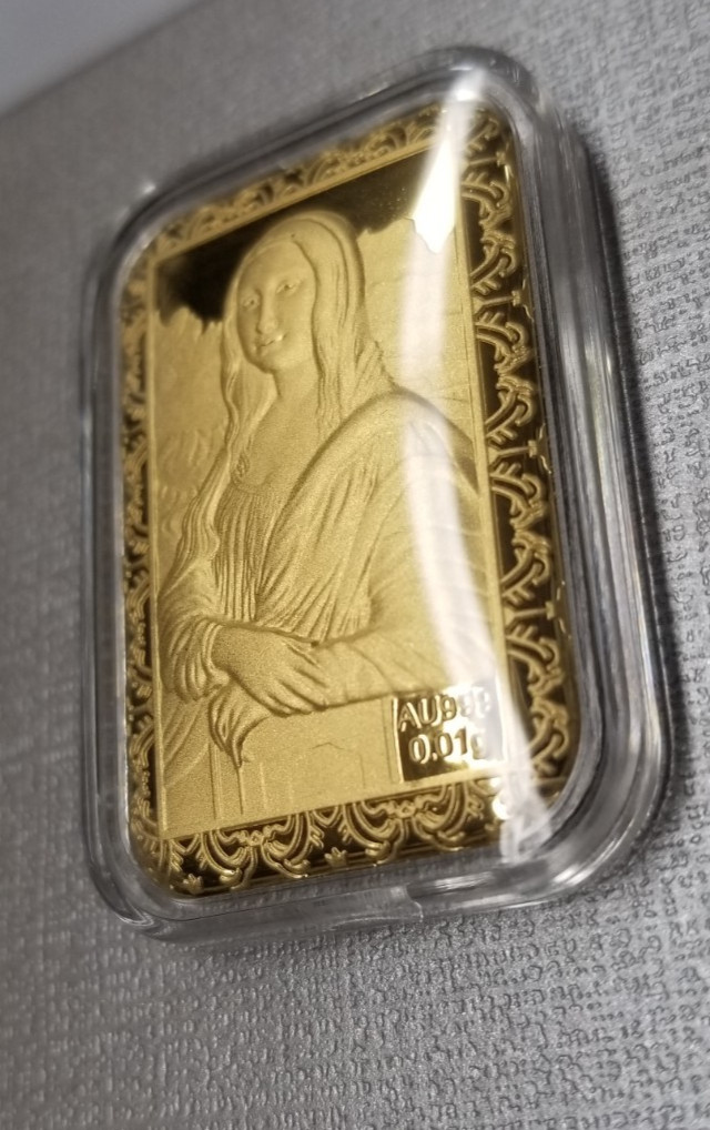 Shop LC 24K Golden Muse-The Mona Lisa Edition Emboss Sheet 31x45.5mm 10mg