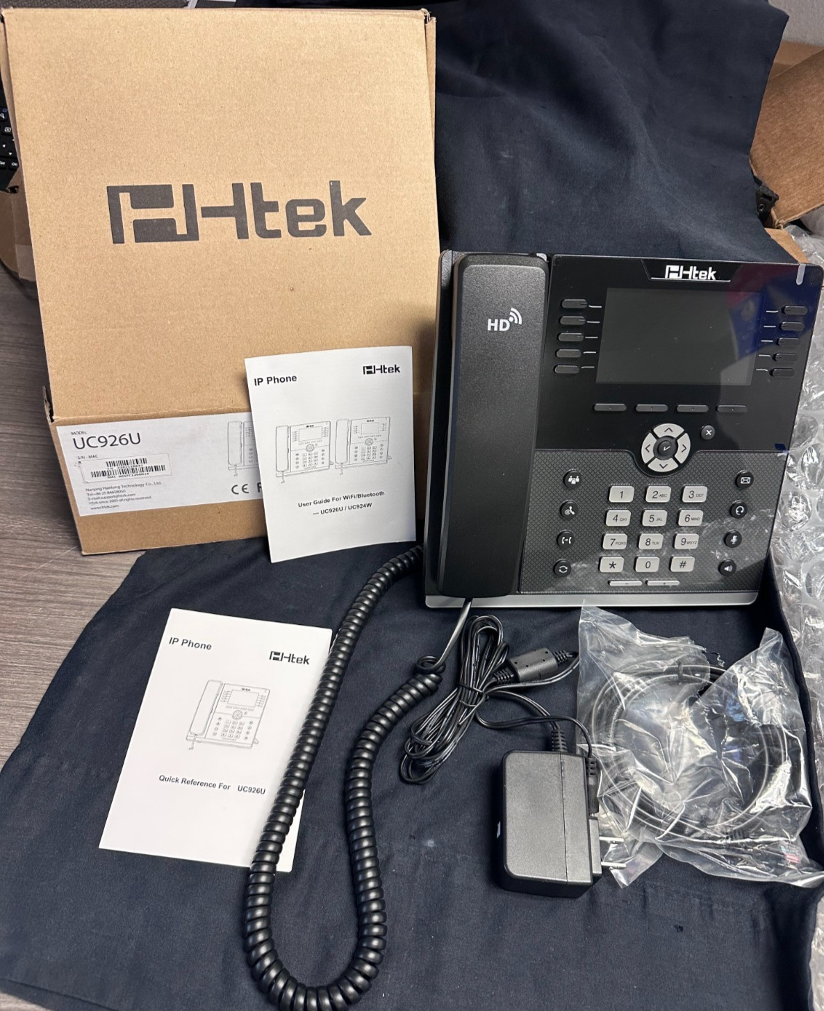 Htek UC926 Gigabit VoIP IP Phone 16-Line 4.3" Colour LCD PoE + Handset & Stand