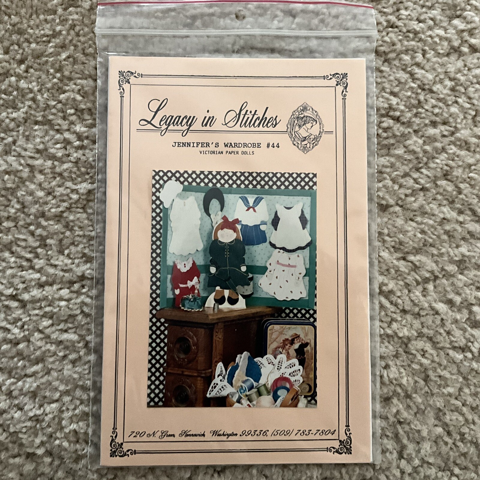 Legacy in Stitches Jennifer's Wardrobe # 44 Victorian Paper Dolls New Uncut