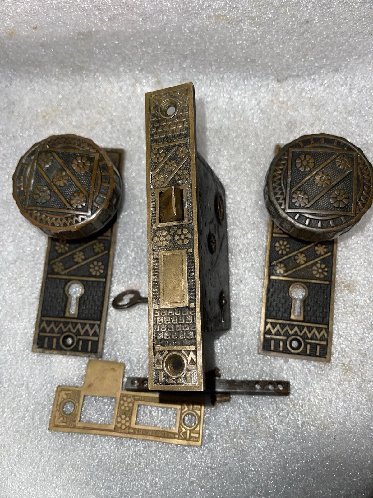 Original antique Eastlake mortise lock set by F.C. Linde & Co. (1880/90s)