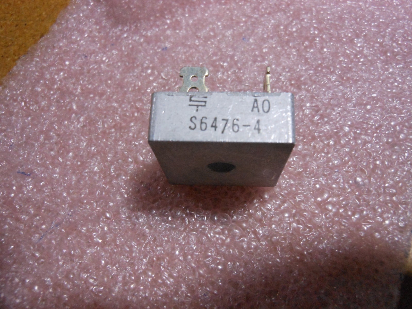 ST SEMICON RECTIFIER PART # S6476-4  NSN: 5961-01-036-4370