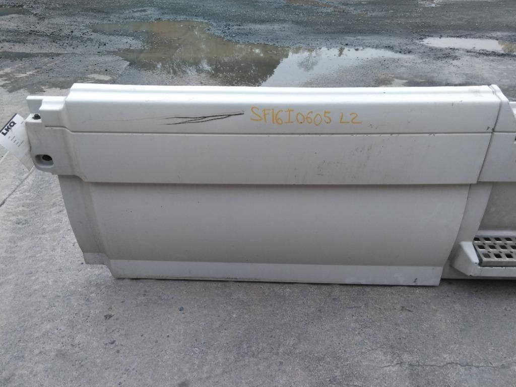 For 2016 VOLVO VNL SIDE FAIRING Left ,  MD