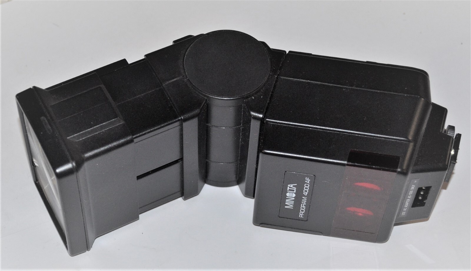 MINOLTA PROGRAM 4000 AF AUTO SHOE MOUNT ELECTRONIC FLASH WITH CASE GOOD