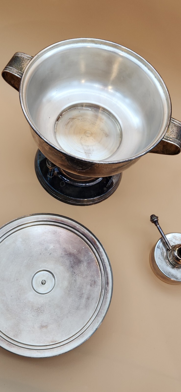 Tommi Parzinger Designed Mueck-Cary Chafing Dish w/ PYREX Dish Insert, Burner