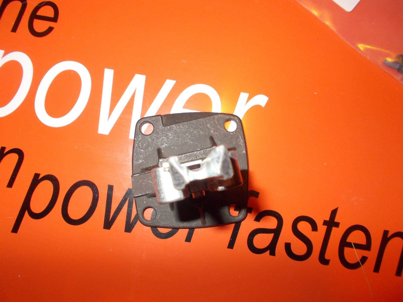 Paslode Part # 500600 NOSE ASSEMBLY(5250/PP)