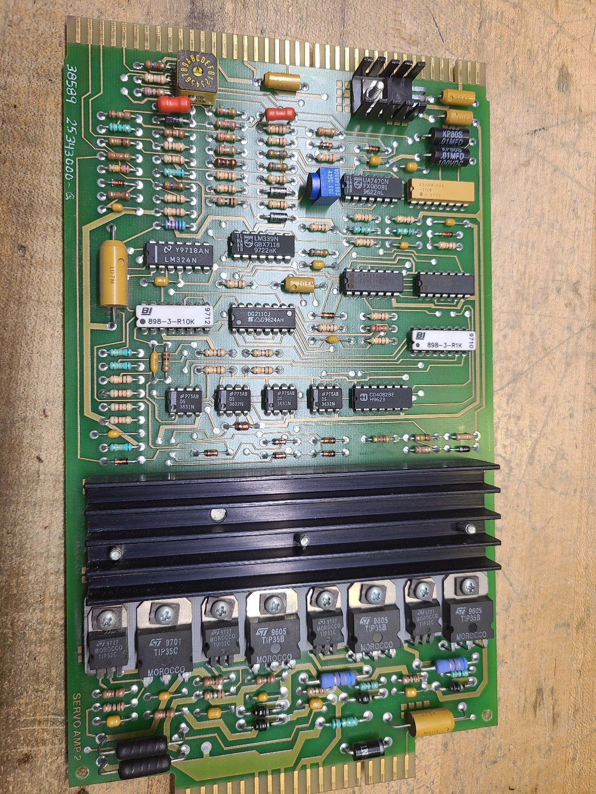 universal instruments