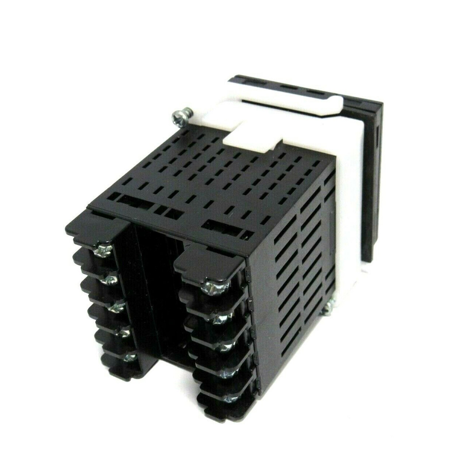 New In Box OMRON E5CSV-R1T Temperature Controller