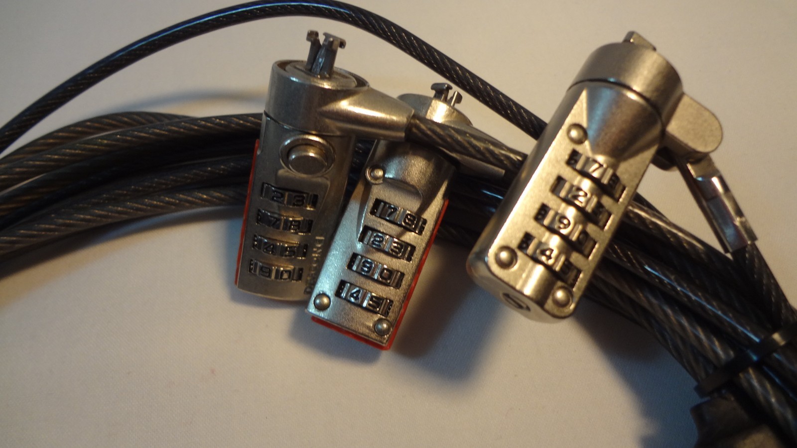 Targus Defcon CL Notebook Laptop Combination Cable Lock Set of 3