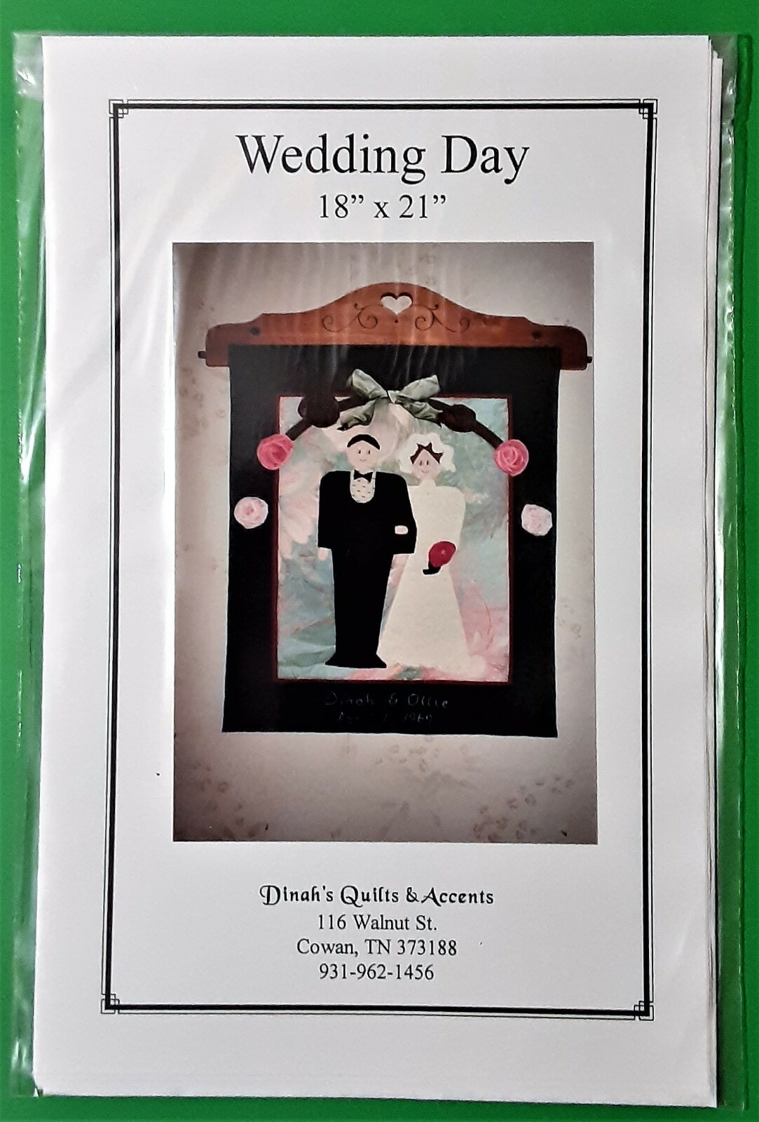 Dinah's Quilts & Accents Wall Hanging Quilt Pattern 18” x 21” - "Wedding Day"
