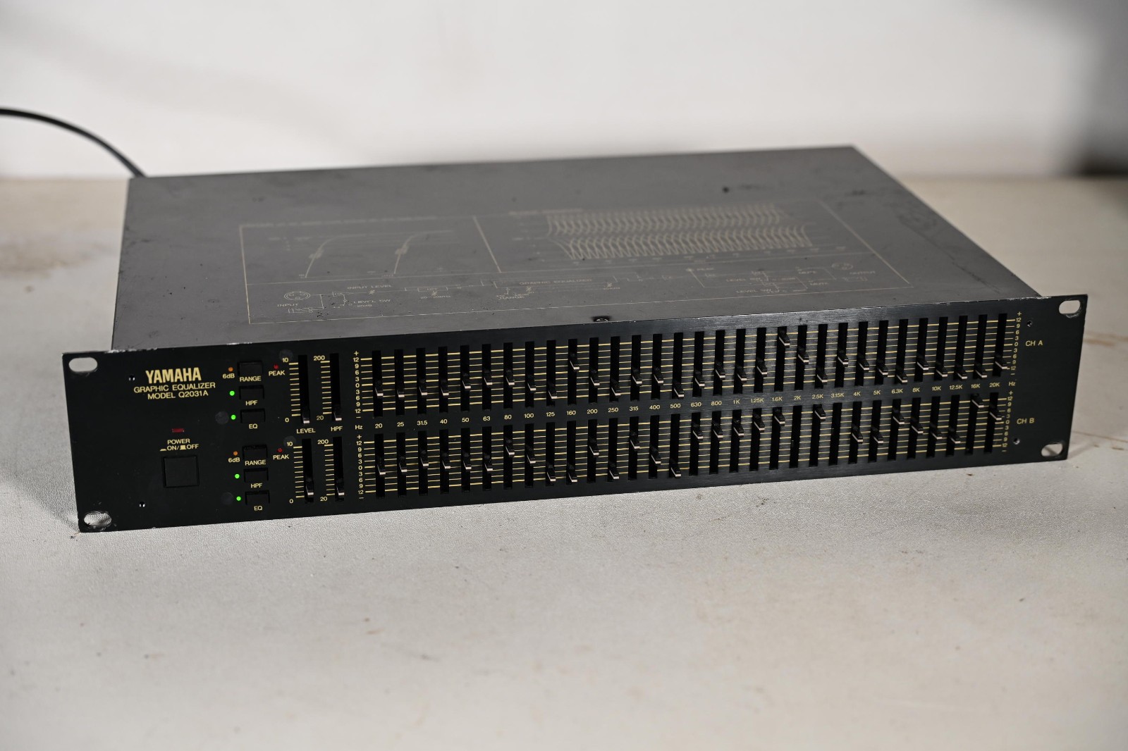 Yamaha Q2031A 2 channel 31 band rack graphic eq Missing Parts