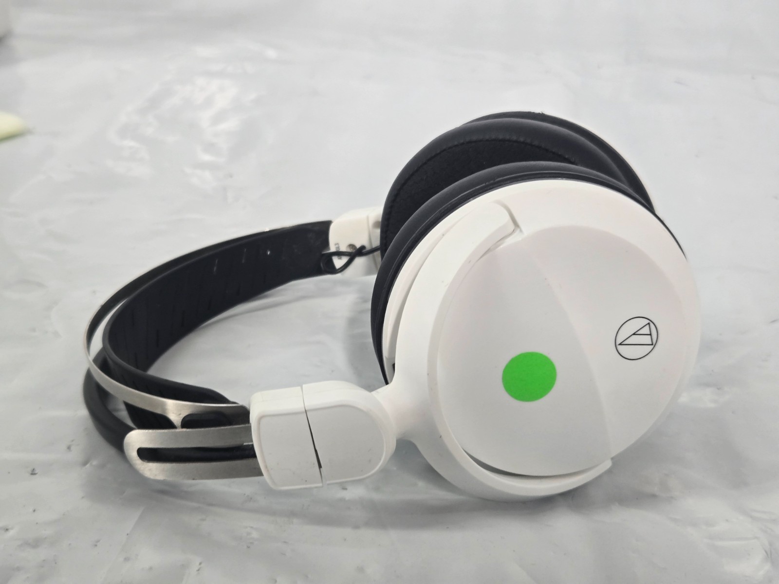 Audio-Technica High-Fidelity Closed-Back Wired Gaming Headset - Missing Cables