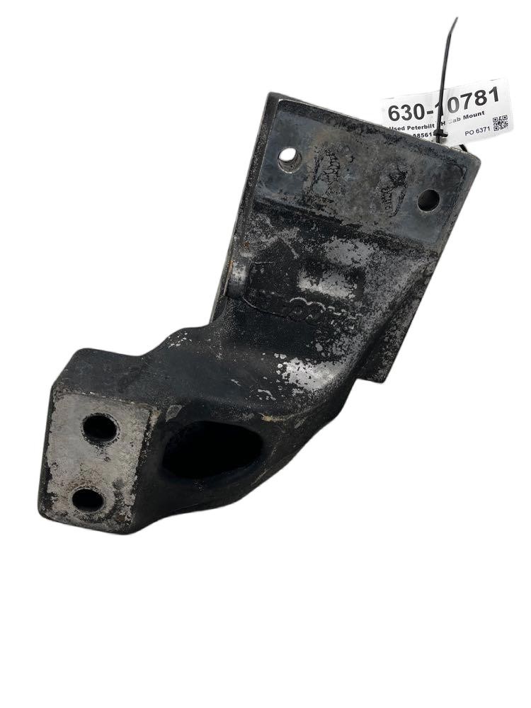 Cab Mount A856136 for Peterbilt (630-10781)