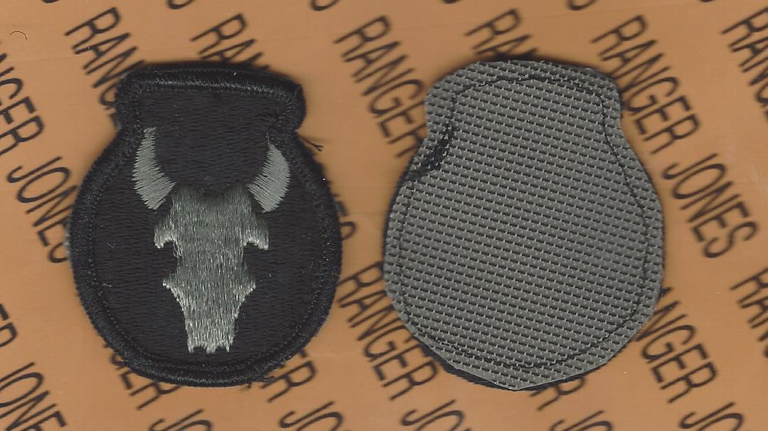 US Army 34th Infantry Division ACU w/ Hook 2.25" uniform patch m/e m/e