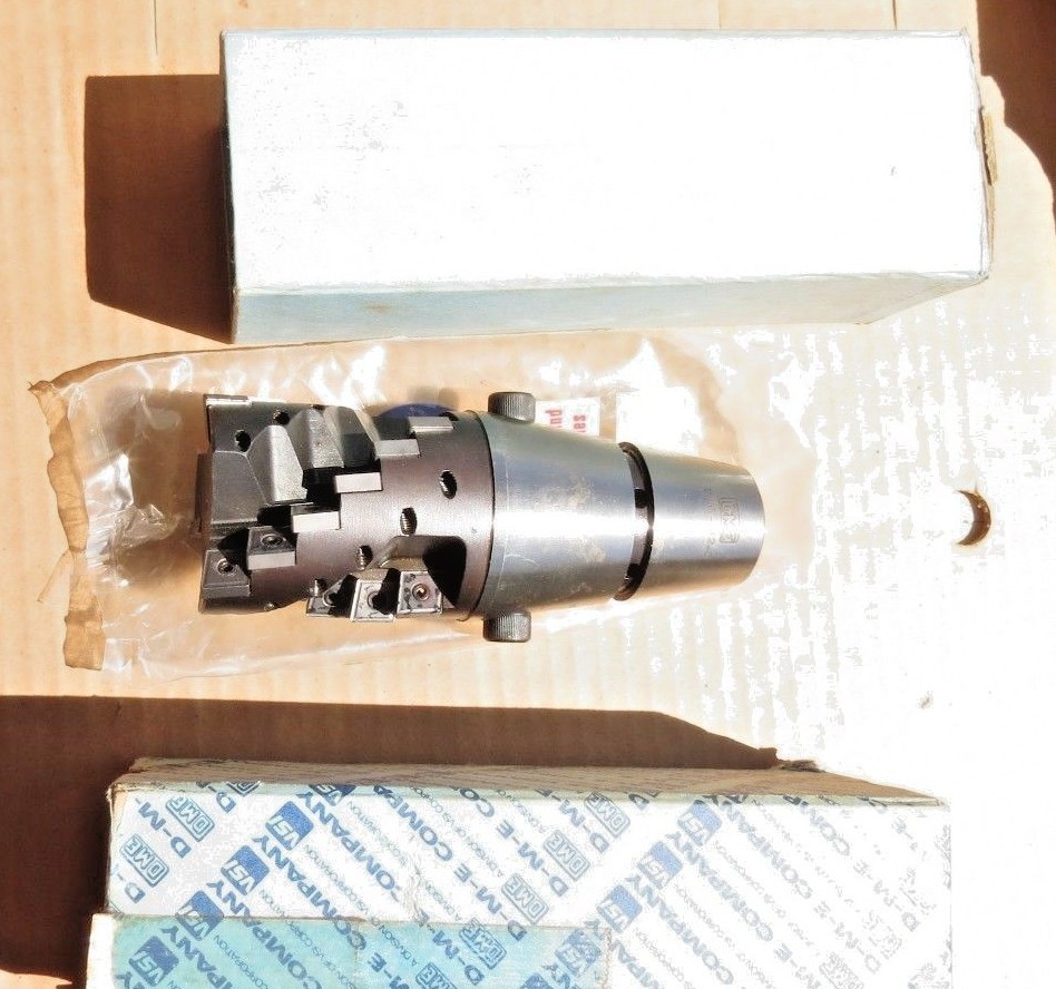 MINT NOS DME VSI INDEXABLE MILLING CUTTER W/ CAT 18 SHANK !! 2 1/2"