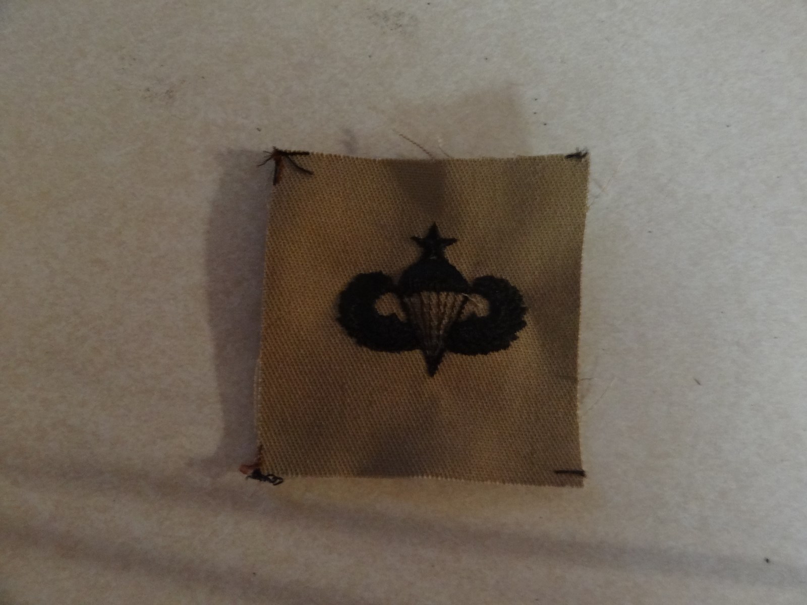 GENUINE US MILITARY INSIGNIA PATCH SEW ON JUMP WINGS SENIOR PARATROOPER DESERT