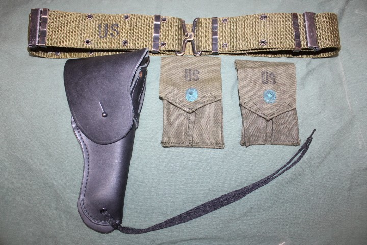 US Military Vietnam Era 1911 .45acp Holster with LARGE Belt and Pouch Set V65A