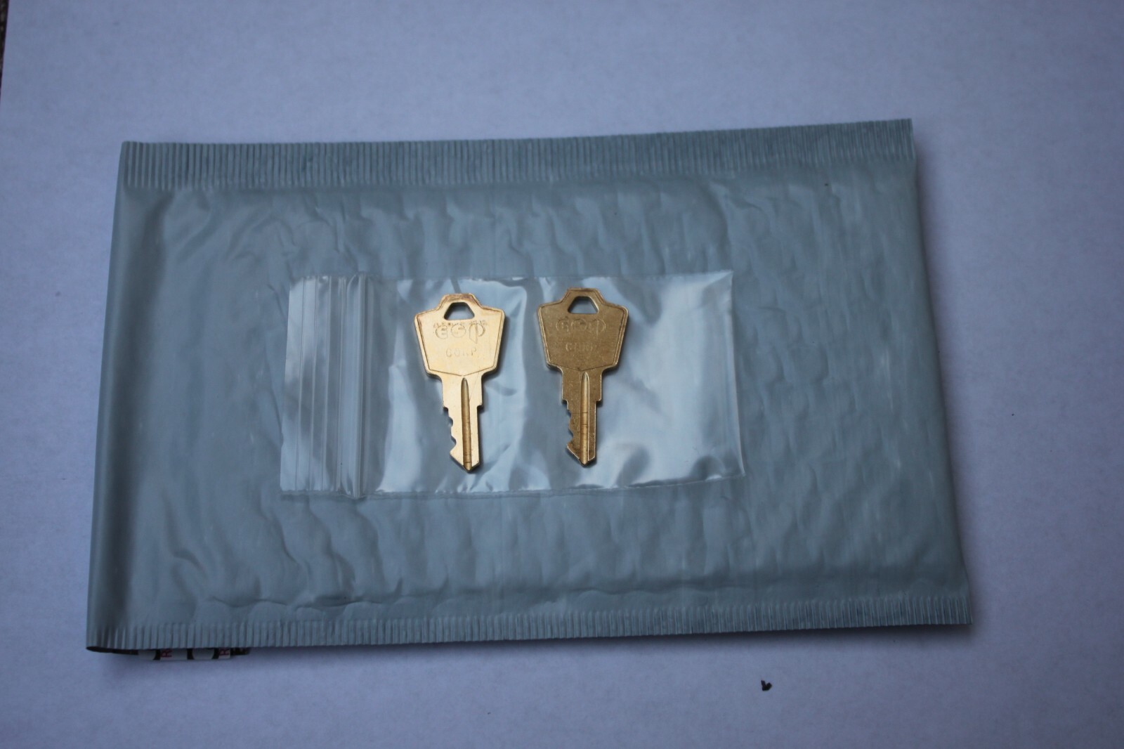 C1B - C175B 2-Keys 1100/1150 Sentry Safe & All code. cut to key code C1B - C175B