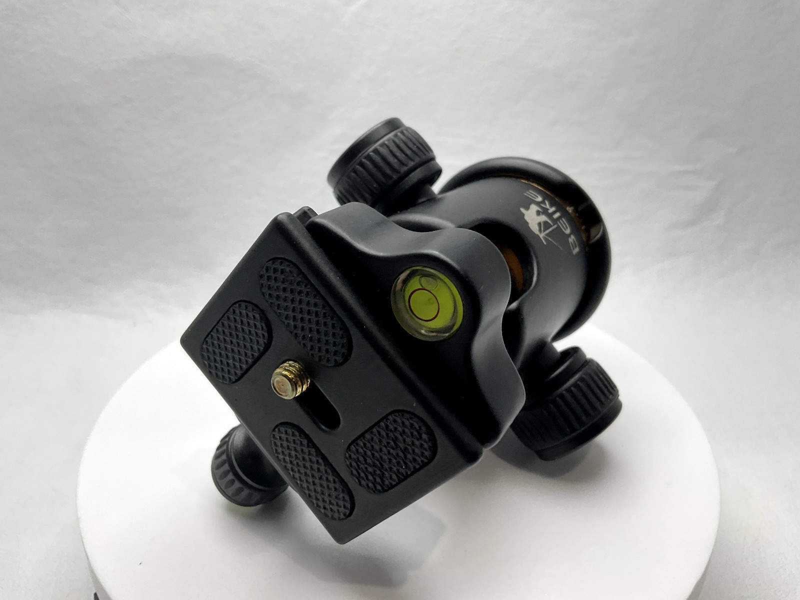 BEIKE Aluminum BK-03 Camera Tripod Ball Head with Quick Release Plate Pro Camera
