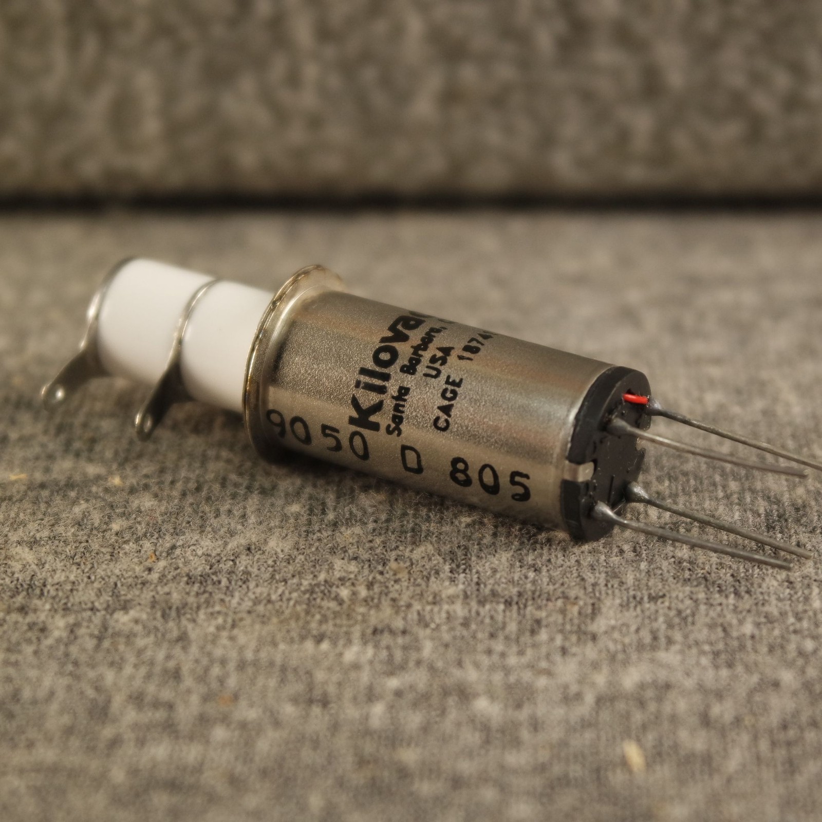 Kilovac K41P-05 SPST Latching Vacuum Relay 26 VDC Coil See Specs 5KV-20A@DC-60Hz
