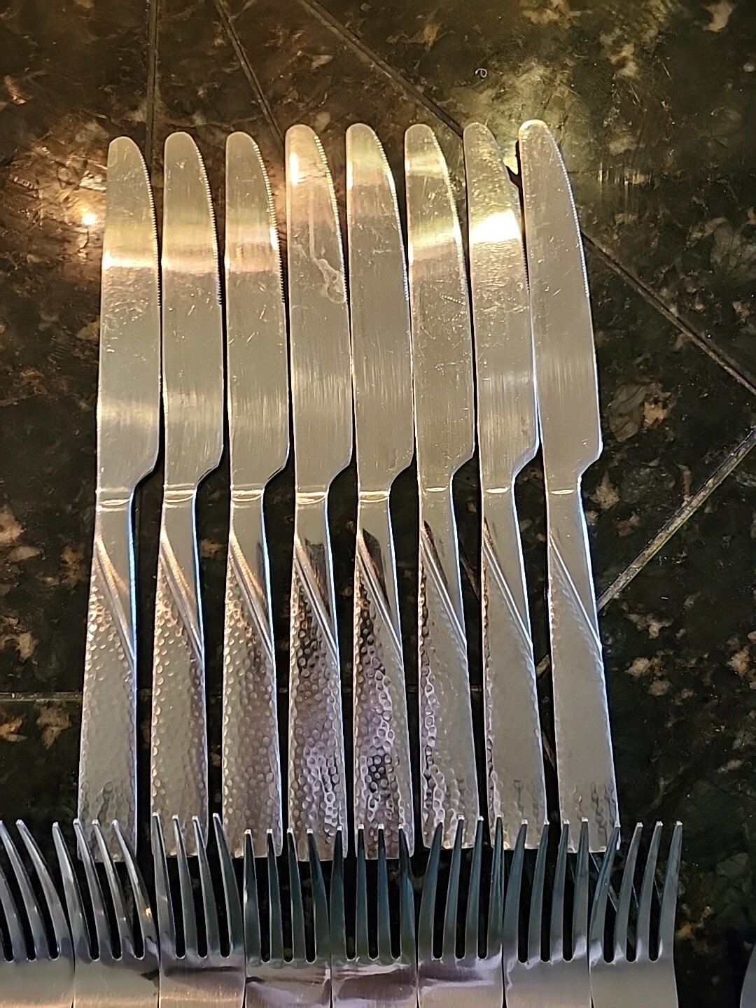International Silver Loring Silverware Flatware Set 31 Pc.