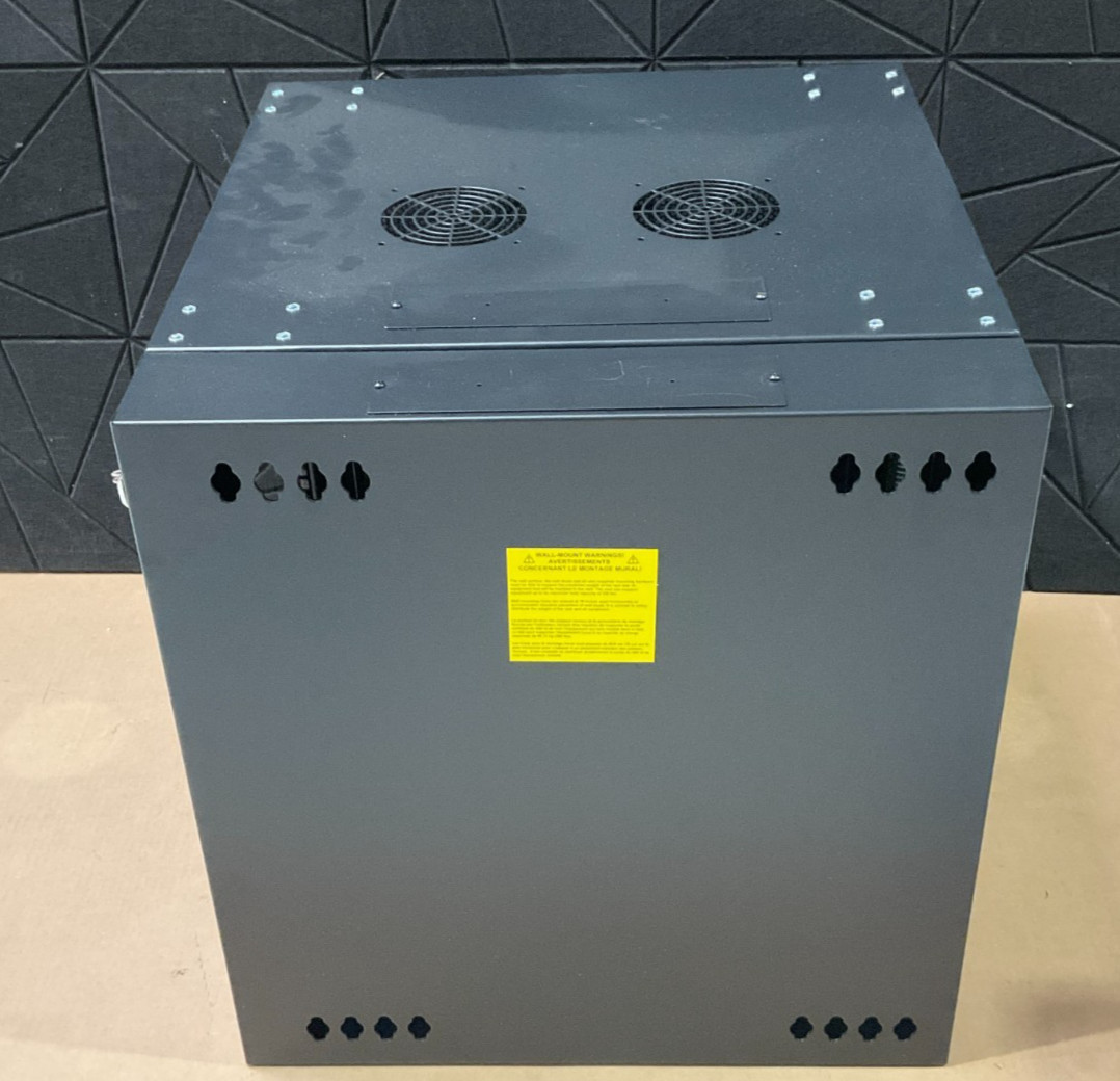 Tripp Lite SmartRack Server Rack 12U SRW12USDP 🇺🇸✨🇺🇸✨🇺🇸✨ OPEN BOX