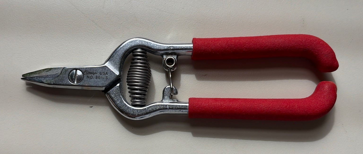 Clauss 86 1/2 Wire Cutter with Red Covered Handle Very Nice