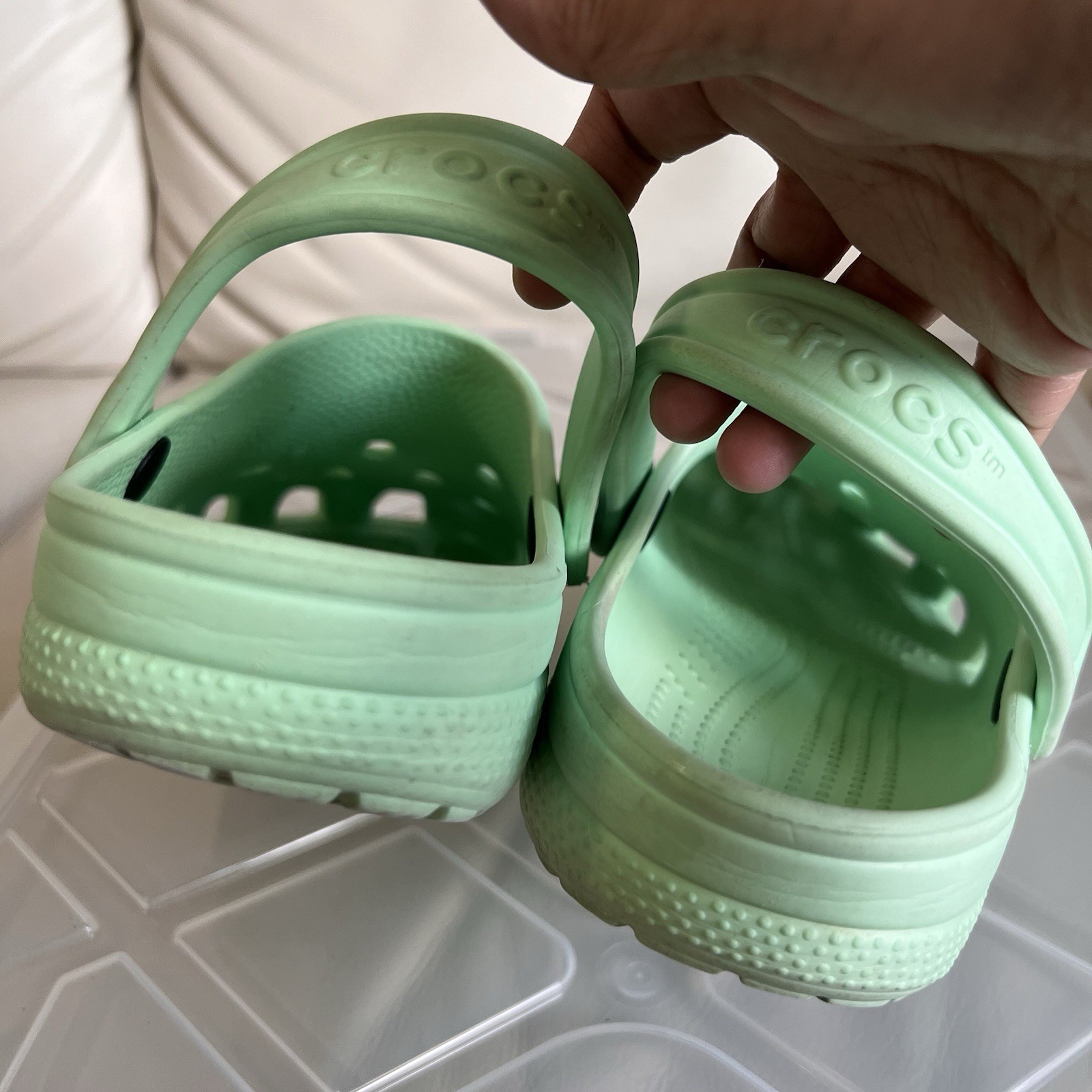 Crocs Classic Clog in Mint Green Size 7M 9W