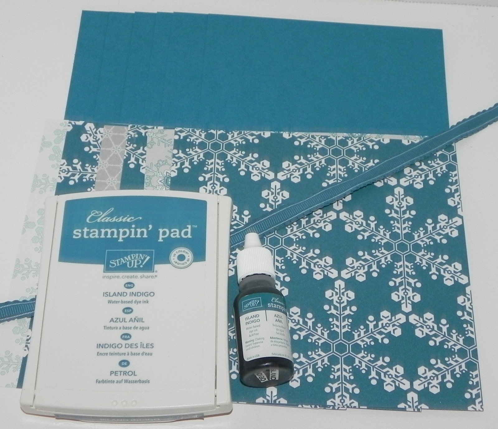 ISLAND INDIGO SNOWFLAKES INK PAD REFILL 6X6 DESIGNER PAPER CARDSTOCK STAMPIN UP
